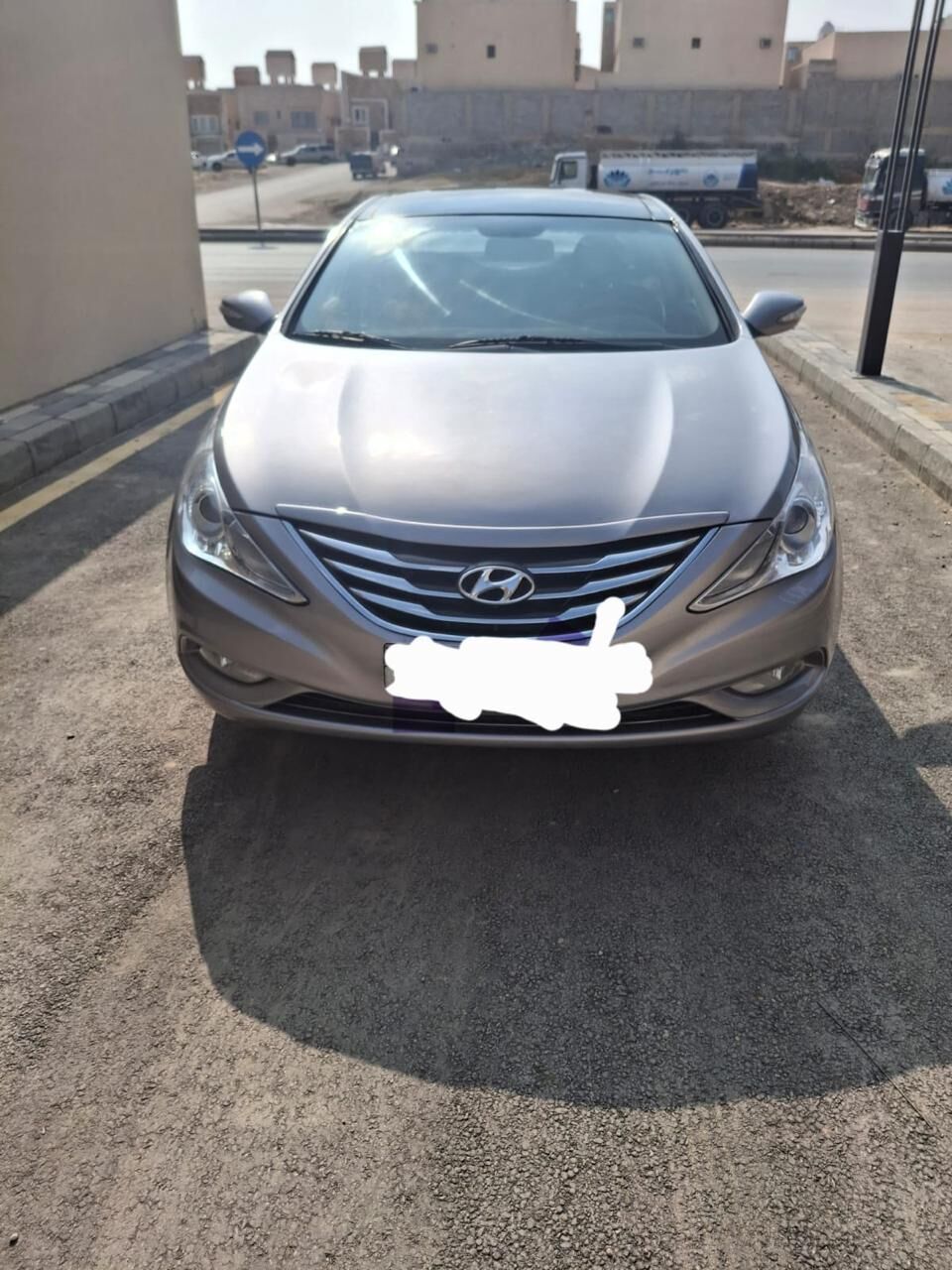 Jubail Industrial City, Vehicles, Cars & Trucks , SAR 20000,  Hyundai Sonata,  2011,  Automatic,  460000 KM,   , GRAY, 20,000 SAR GOOD CONDITION