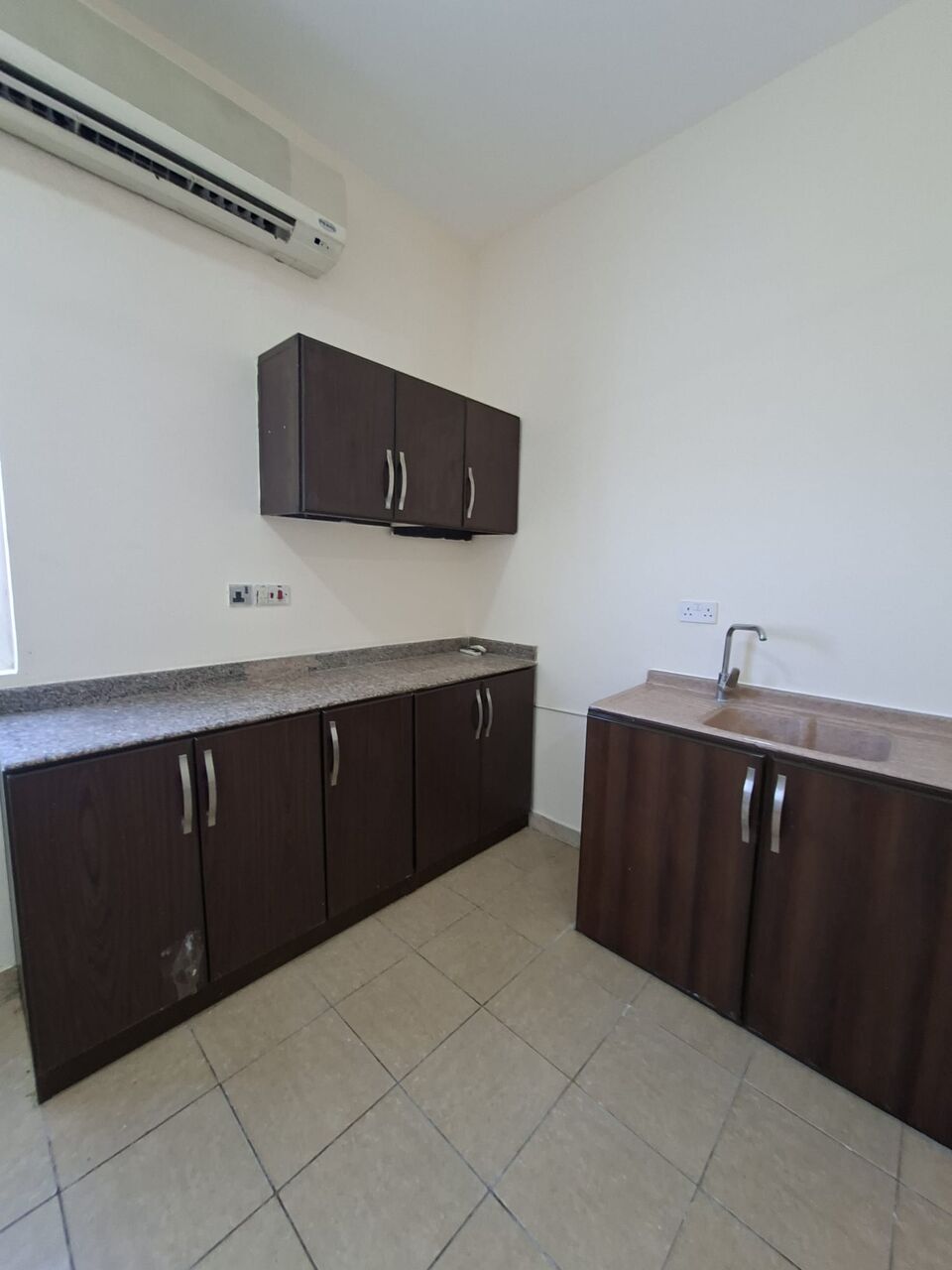 Tubli, Apartments, Flats, Houses & Villas, BHD 150/month,  Semi Furnished Specious Studio Flat For Rent In Tubli ( Including Electricity)