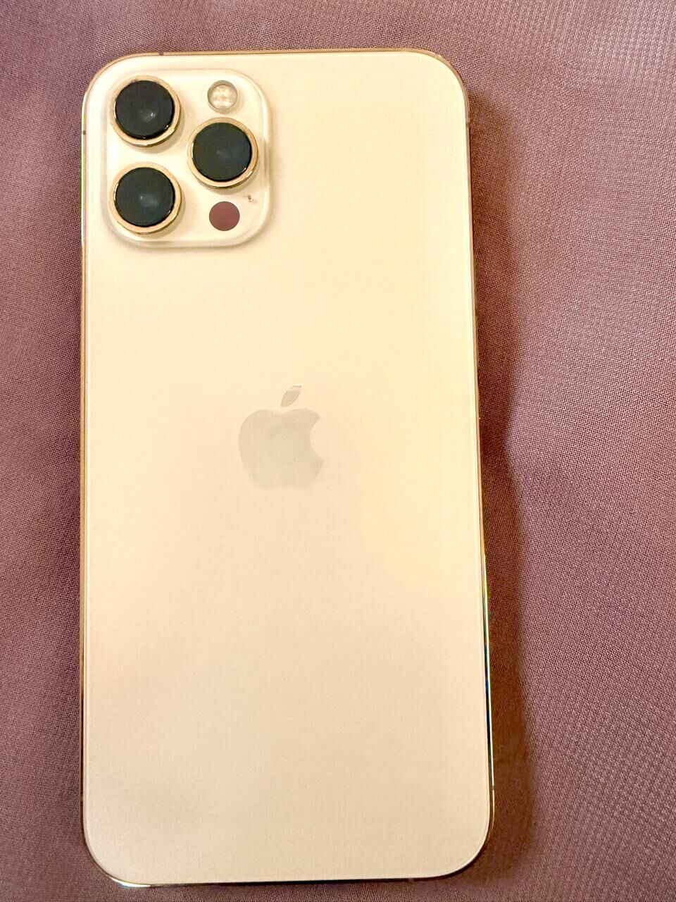 Dammam, Mobile Phones, SAR 2100,  12 PRO MAX 256 GB Home Used