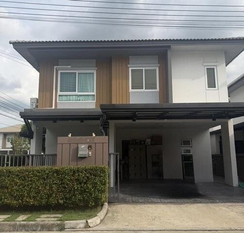 Bangkok, Real Estate For Sale, THB 6000000,  4 BR,  40 Sq. Feet,  Semi-detached House For Sale, Corner House, Sense Project, Soi Sai Mai 56, Front Of The