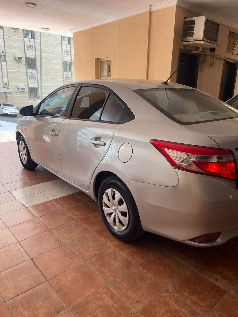 Al Ameer Fawwaz Junobi, Vehicles, Cars & Trucks , SAR 21500,  Toyota Yaris 2015 Gear Automatic Windows Manual,  2015,  Automatic,  350000 KM,  Yaris  Ofo 350 K Fear  Windows Manual