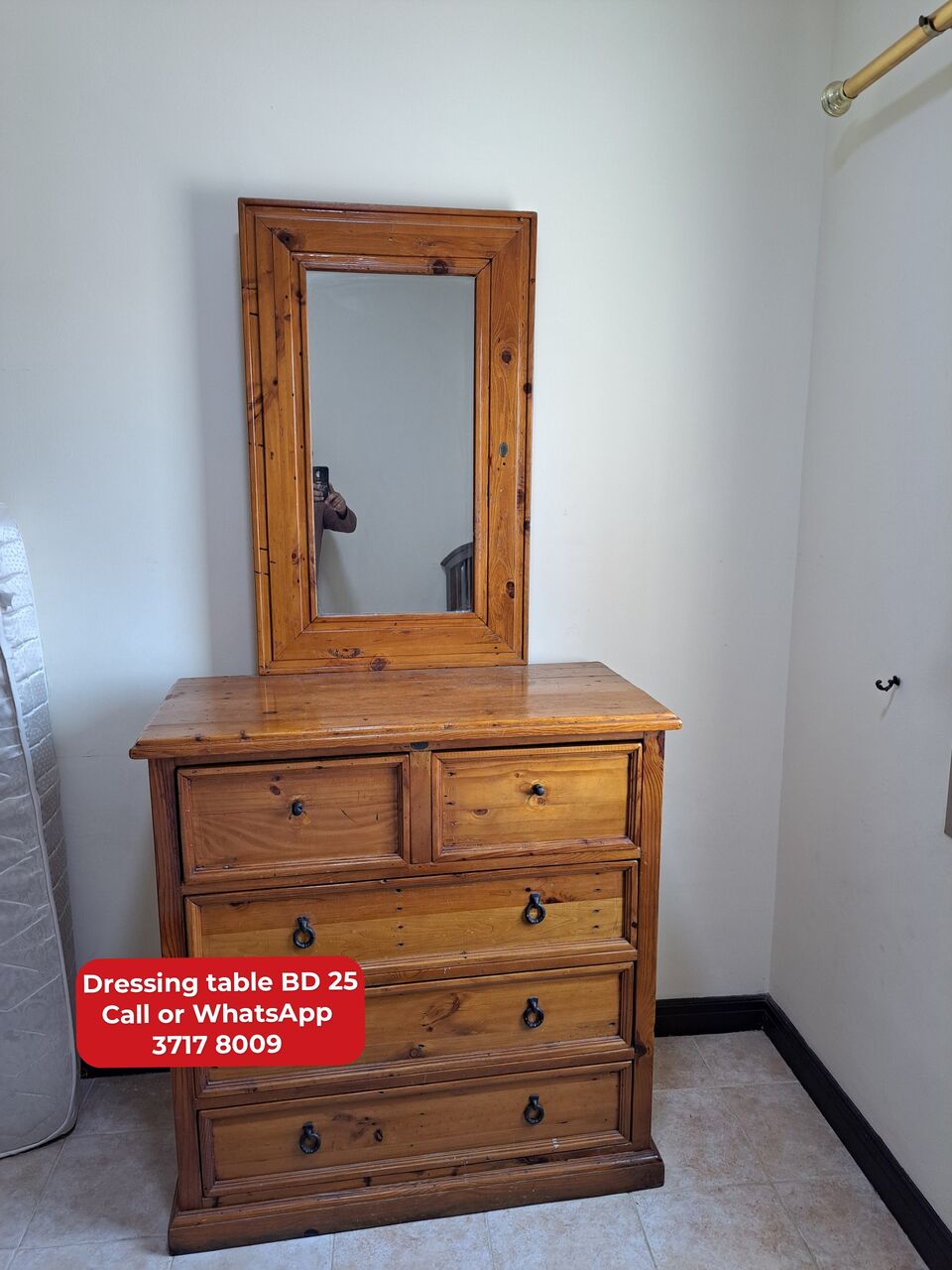 Manama, Furniture, BHD 26,  🌐🌍Dressing Table In Good Condition For Sale With Delivery