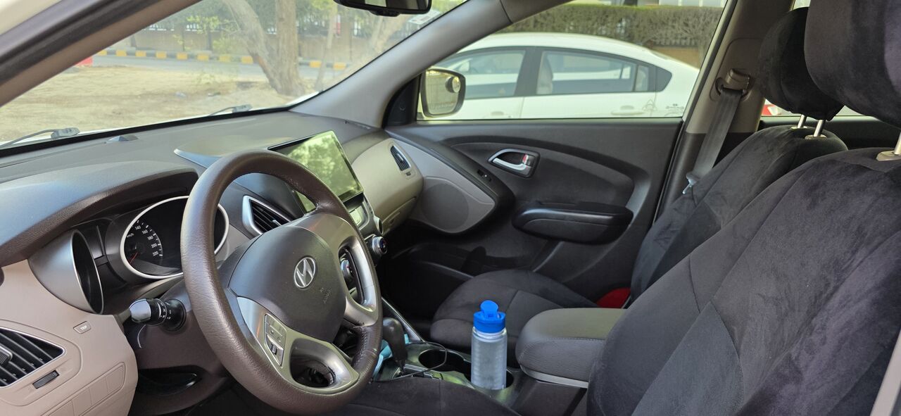 Al Rakah Al Shamaliyah, Vehicles, Cars & Trucks , SAR 34000,  Hyundai Tucson,  2013,  Automatic,  209000 KM,    Limited Edition Car For Sale