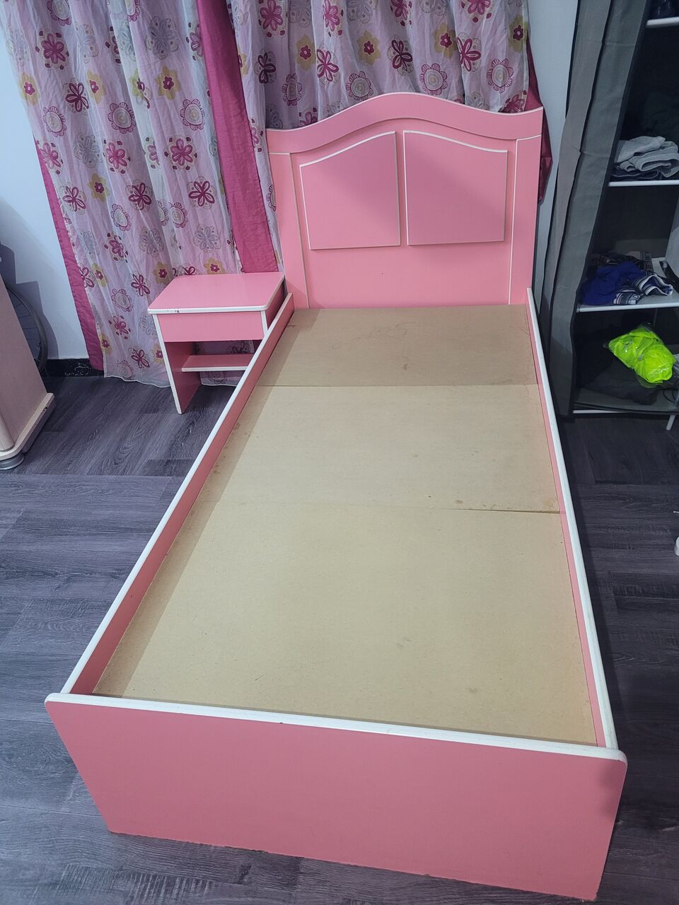 Jeddah, Furniture, SAR 100,  Pink Wooden Single Bed With Side Table