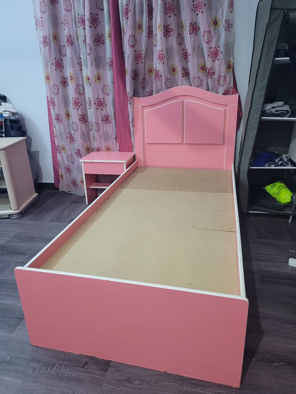 Jeddah, Furniture, SAR 100,  Pink Wooden Single Bed With Side Table