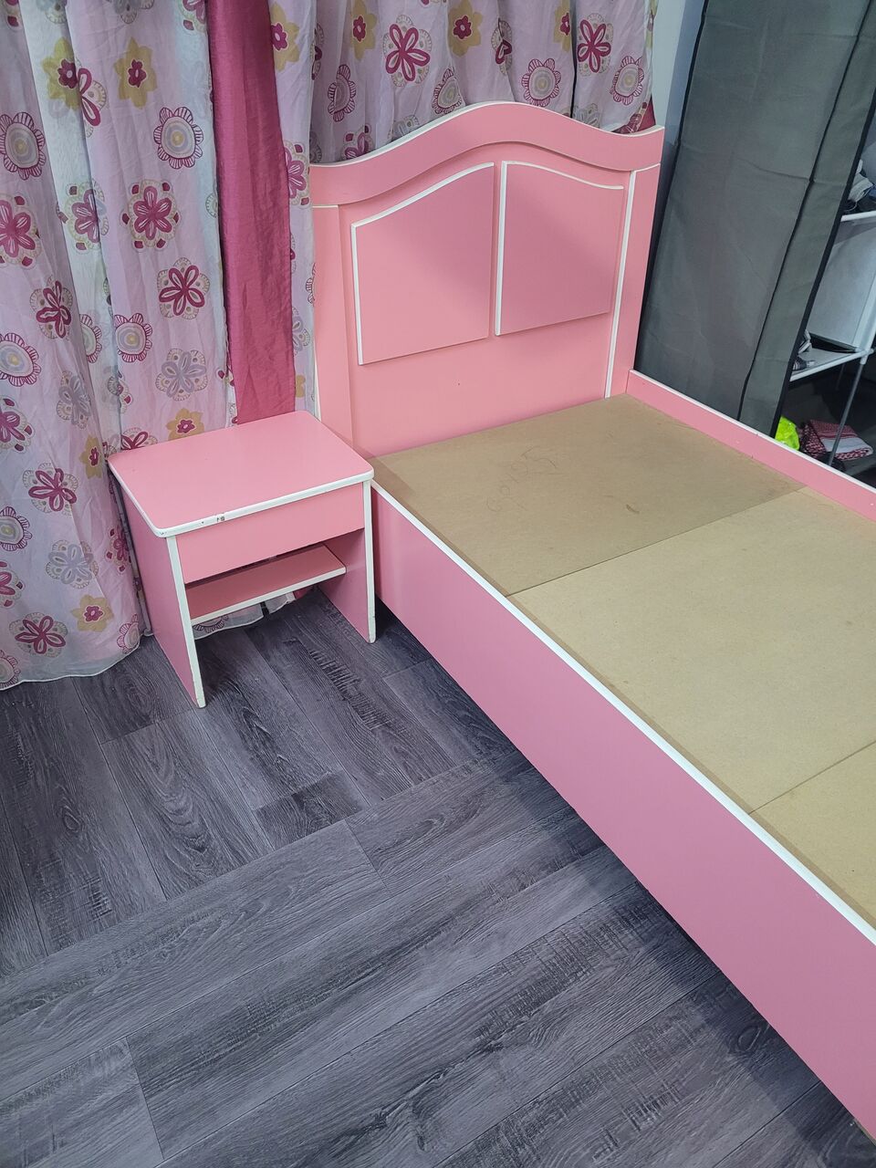 Jeddah, Furniture, SAR 100,  Pink Wooden Single Bed With Side Table