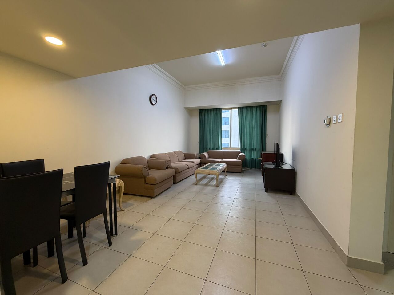 Mahooz, Apartments, Flats, Houses & Villas, BHD 260/month,  Furnished,  1 BR,  Apartment For Rent In Mahooz | Near Golden Karak | Pool & Gym