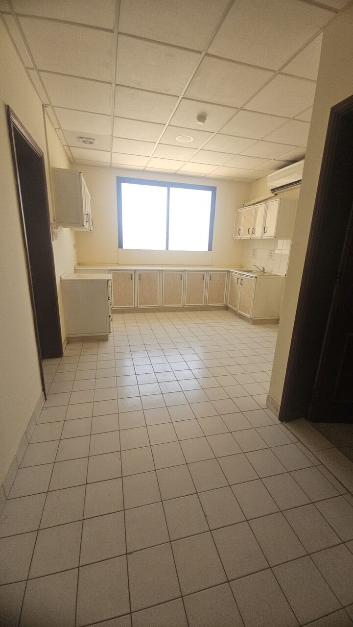 Adliya, Apartments, Flats, Houses & Villas, BHD 200/month,  2 BR,  2 Bedroom Semi Furnished Flat For Rent Without Ewa