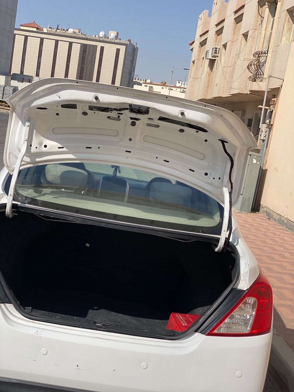 Khobar, Vehicles, Cars & Trucks , SAR 35000,  Nissan Sunny,  2022,  Automatic,  190000 KM,  For Sale