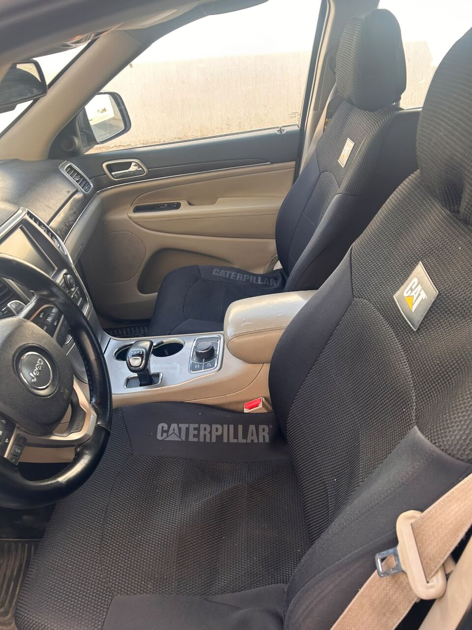 Al Kharj, Vehicles, Cars & Trucks , SAR 38000,  Jeep Cherokee,  2015,  Automatic,  5600 KM,  Family Used Good Condition Jeep Grand Cherokee AWD 5.7L V-8 For Sale