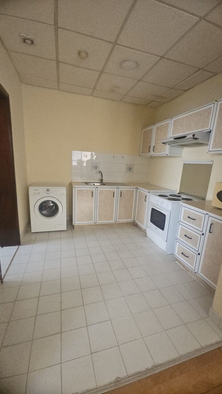 Adliya, Apartments, Flats, Houses & Villas, BHD 180/month,  1 BR,  1 Bedroom Semi Furnished Flat For Rent Without Ewa