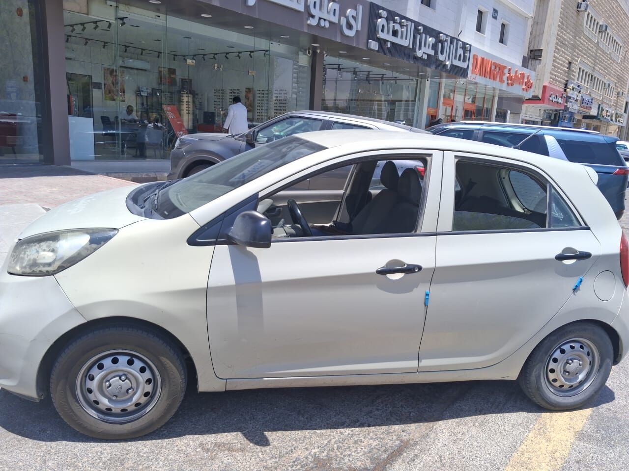 Riyadh, Vehicles, Cars & Trucks , SAR 12000,  Kia Picanto,  2015,  Automatic,  600000 KM,  I Want To Sell My   Model Car Only 12000 SR