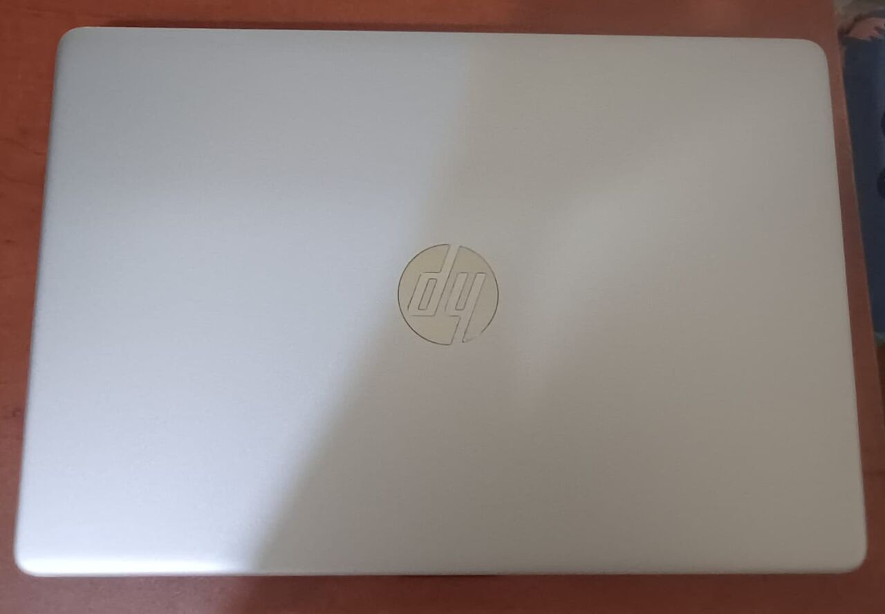 Sitra, Computers, BHD 145,  Hp Intel Core I7-1195G7 (11th Gen)