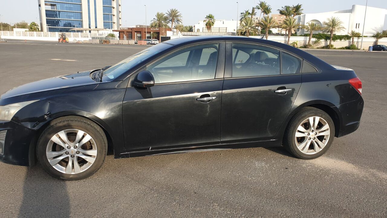 Jeddah, Vehicles, Cars & Trucks , SAR 22000,  Chevrolet Cruze,  2015,  Automatic,  164000 KM,    Full Option