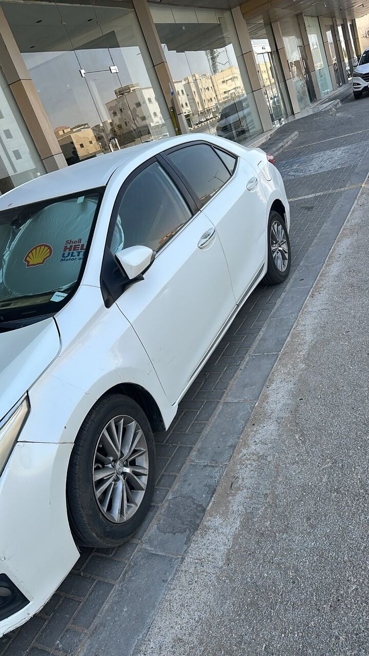 Al Fayha, Vehicles, Cars & Trucks , SAR 31000,  Toyota Corolla,  2014,  Automatic,  30000 KM,  Well Maintained Full Option Push Start