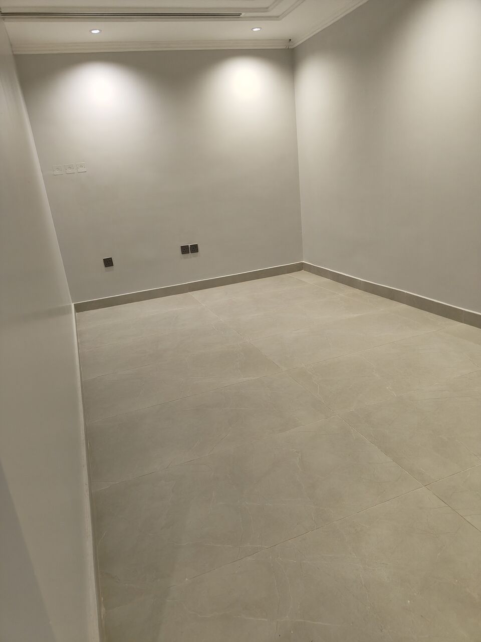 Al Malaz, Apartments, Flats, Houses & Villas, SAR 38000/year,  3 BR,  3BHK Villa Portion Available In Al Malaz Near Abdulla Park Salah Ad Ayubi Road