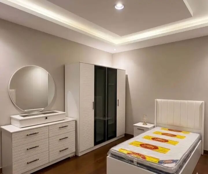 Al Suwaidi, Furniture, SAR 11,  New Bedroom Set Pakistani 🇵🇰