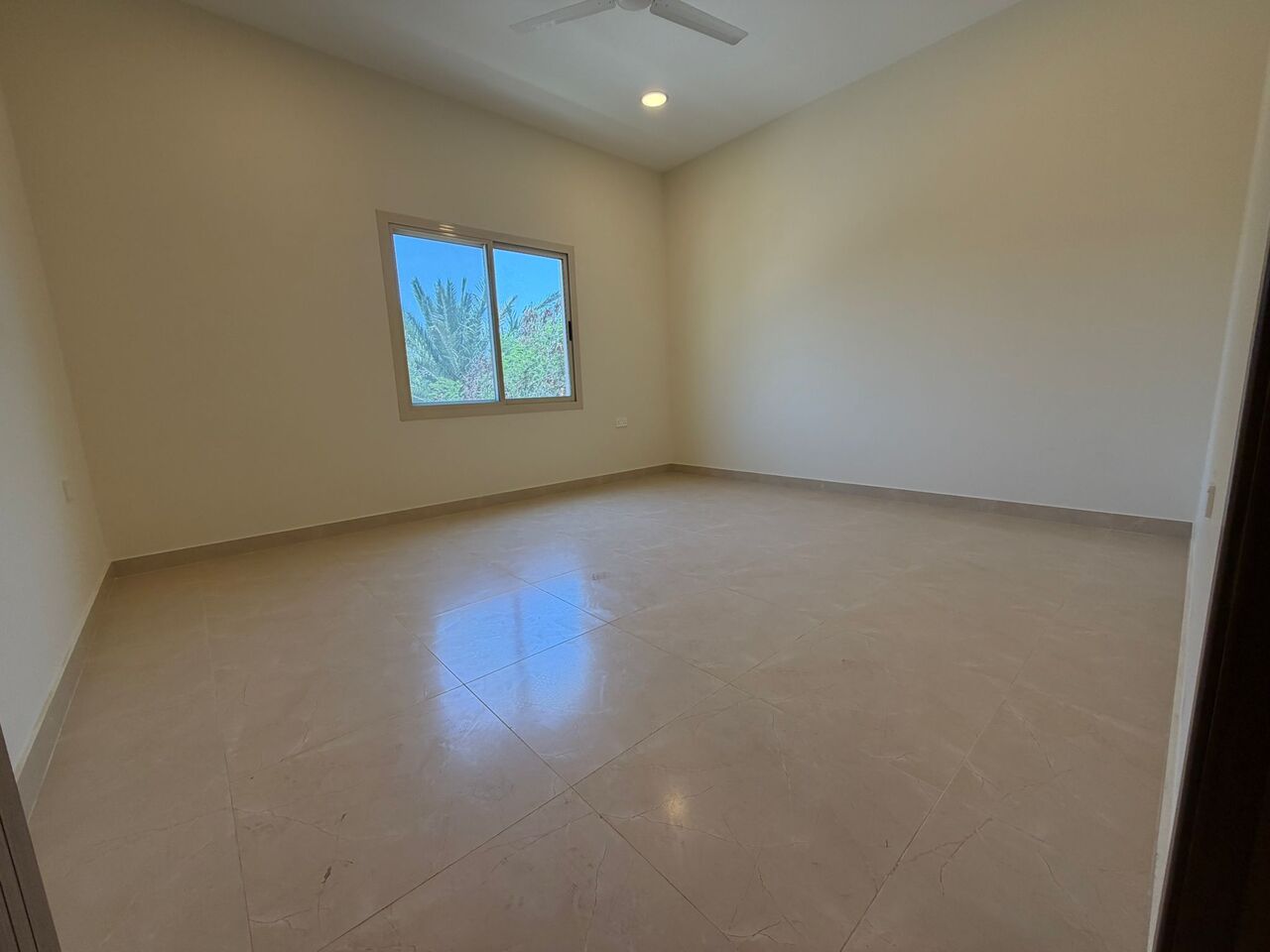 Umm Al Hassam, Apartments, Flats, Houses & Villas, BHD 250/month,  3 BR,  Unfurnished Apartment For Rent In Um Al Hassam | Spacious Family Home