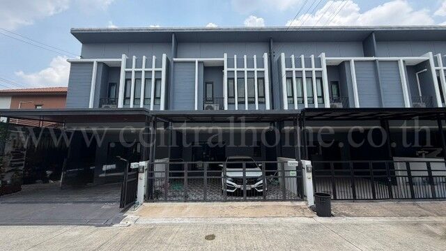 Bangkok, Real Estate For Sale, THB 2790000,  4 BR,  21 Sq. Feet,  Urgent Sale, Townhome The Ricco Town Wongwaen - Hathairat, Cheap Price.