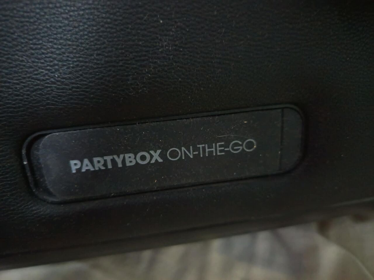 Olaya, Home Audio, SAR 850,  JBL Partybox On The Go