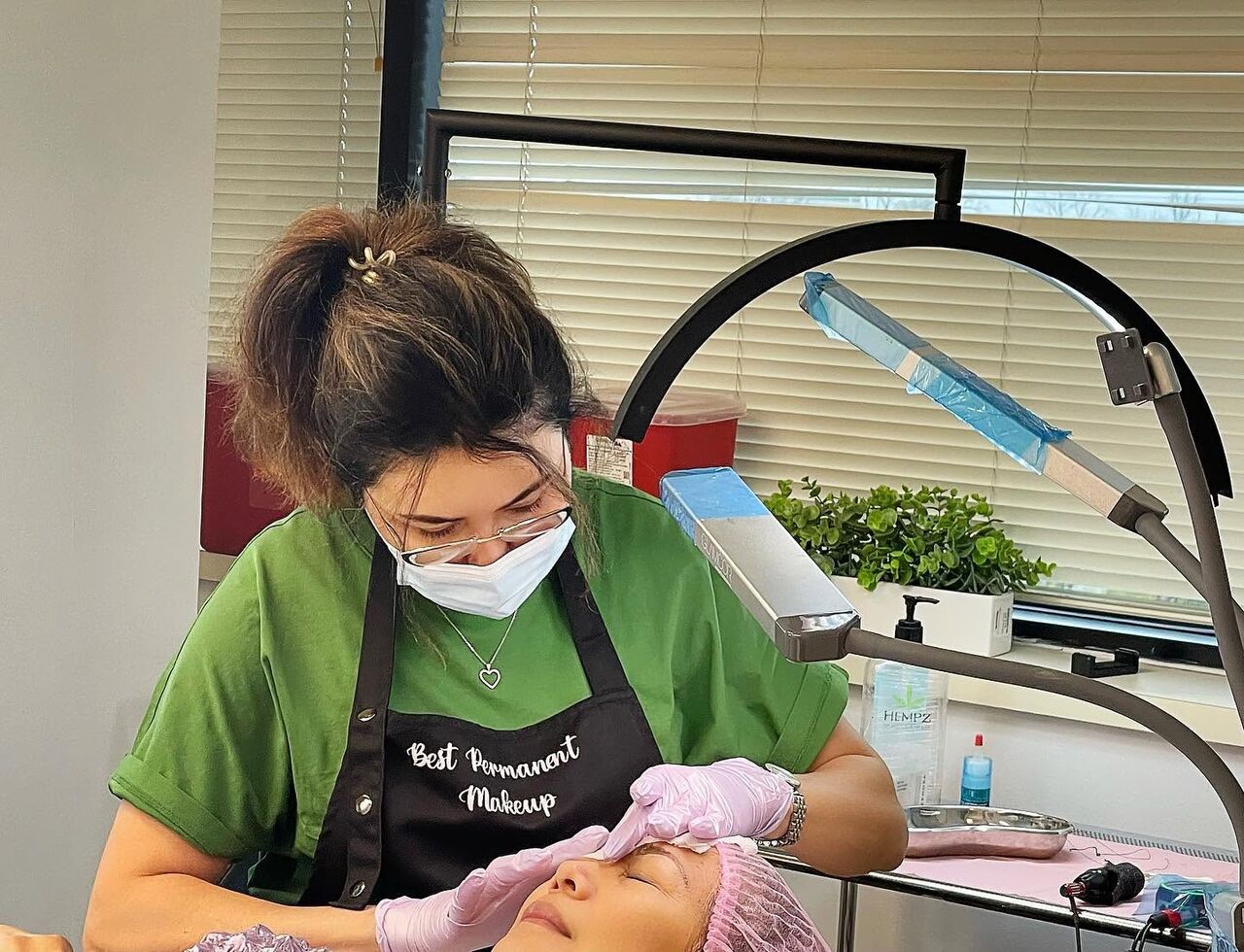 New York, Beautician, Need Permanent Makeup Services In Frederick MD?