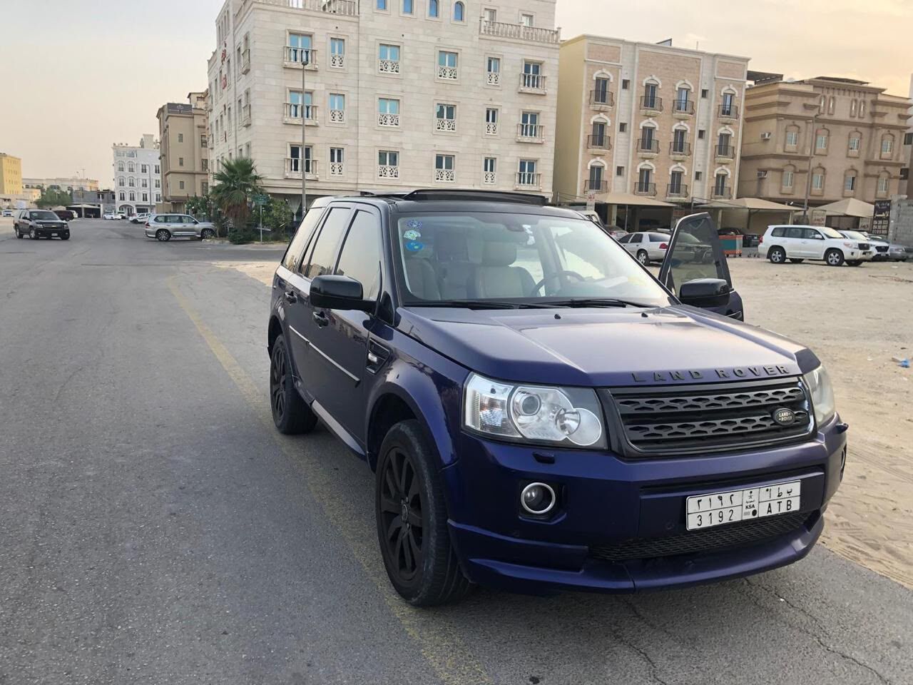 Riyadh, Vehicles, Cars & Trucks , SAR 21000,  Land Rover LR2,  2010,  Automatic,  191000 KM,    ODO 191000