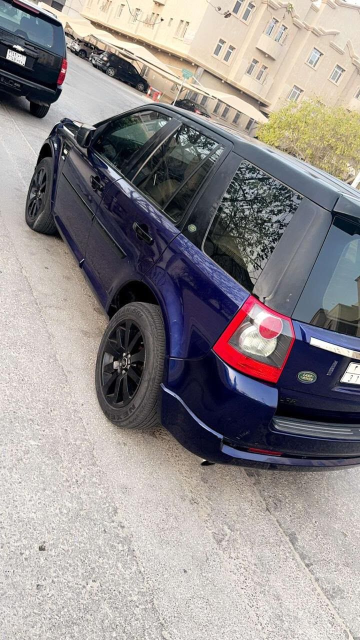 Riyadh, Vehicles, Cars & Trucks , SAR 21000,  Land Rover LR2,  2010,  Automatic,  191000 KM,    ODO 191000