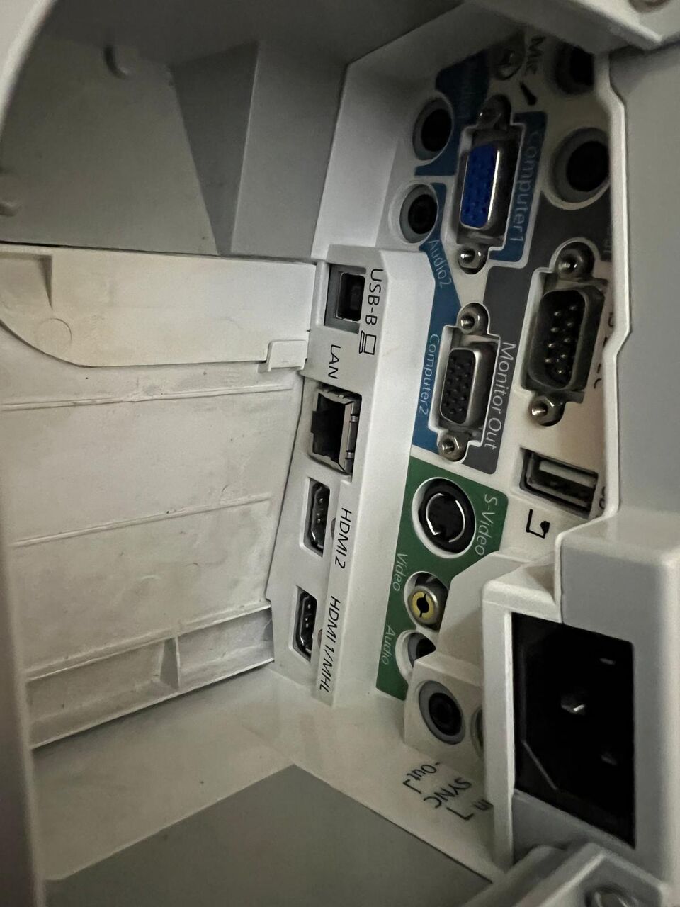 Adliya, Computers, BHD 85,  Projector-Interactive - Epson
