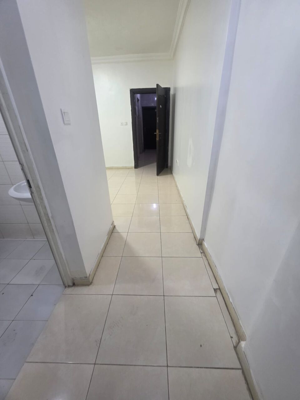 Khobar, Apartments, Flats, Houses & Villas, SAR 12000/year,  1 BR,  Consists Of:- Studio One Bedroom, A Living Room, Bathroom, And A Kitchen, Internal  Apartm