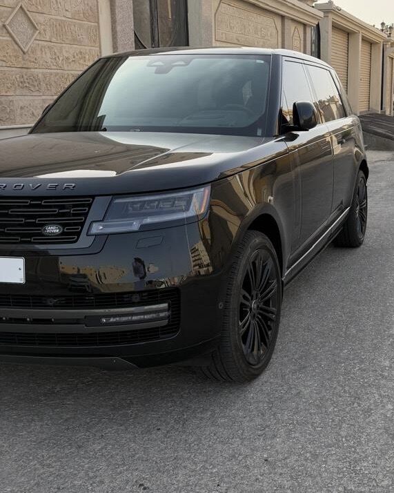 Dubai, Vehicles, Cars & Trucks , AED 420000,  Land Rover Range Rover,  2024,  Automatic,  40000 KM,  Range Rover 8 Cylinder