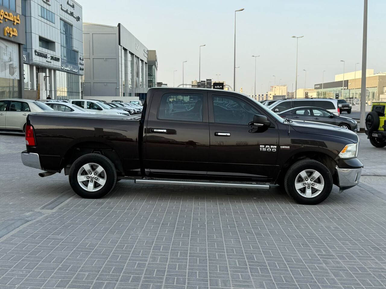 Manama, Vehicles, Cars & Trucks , BHD 5500,  Dodge Ram SLT,  2016,  Automatic,  131800 KM,    (Brown)