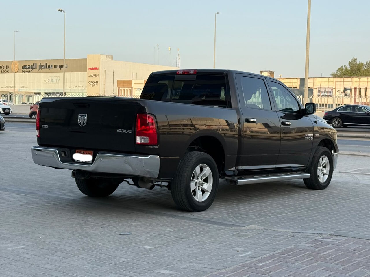 Manama, Vehicles, Cars & Trucks , BHD 5500,  Dodge Ram SLT,  2016,  Automatic,  131800 KM,    (Brown)