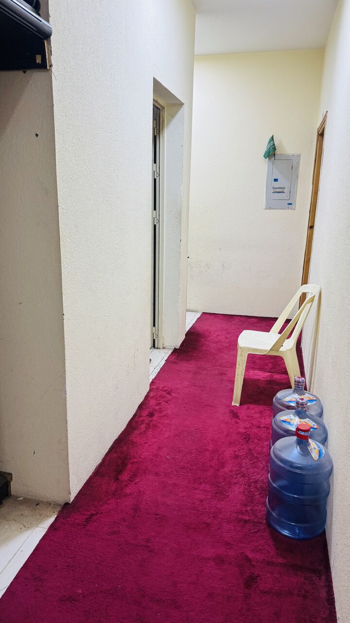 Jubail, Apartments, Flats, Houses & Villas, SAR 900/month,  1 BR,  Room Available For Executive Bachelor