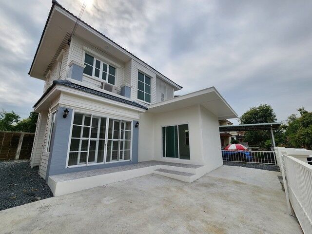 Bangkok, Real Estate For Sale, THB 4550000,  3 BR,  52 Sq. Feet,  SSF093 Urgent Sale Vararom Lakeview Village: Vararom Lakeville, Single House, Central