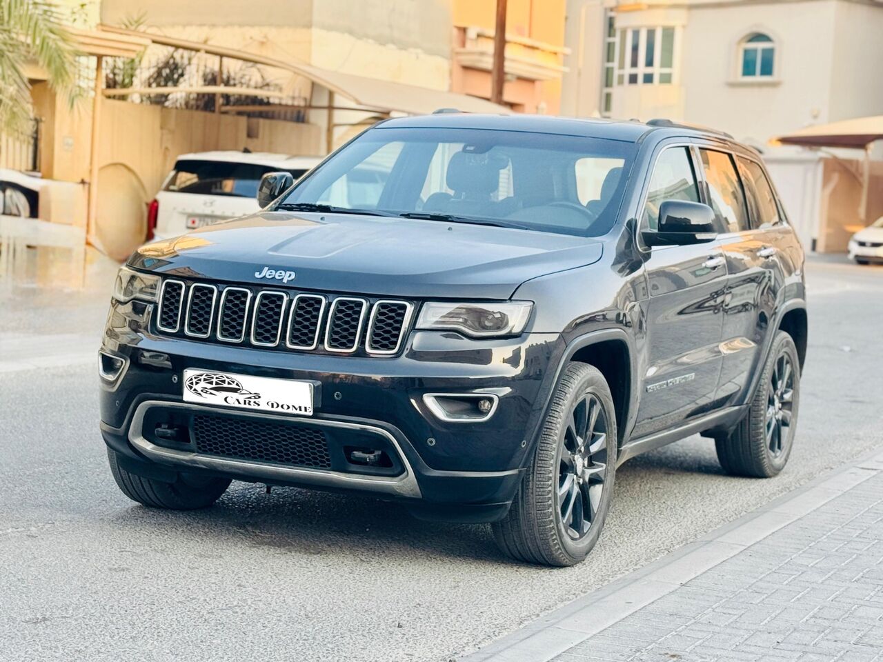 Hamala, Vehicles, Cars & Trucks , BHD 4800,  Jeep Grand Cherokee Limited,  2017,  Automatic,  139000 KM,