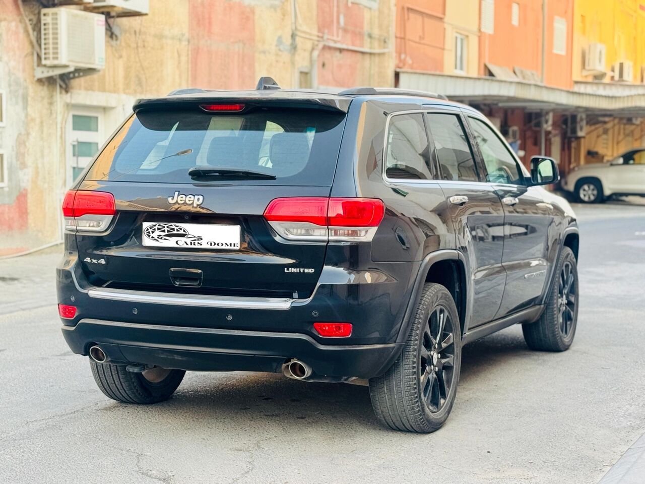 Hamala, Vehicles, Cars & Trucks , BHD 4800,  Jeep Grand Cherokee Limited,  2017,  Automatic,  139000 KM,