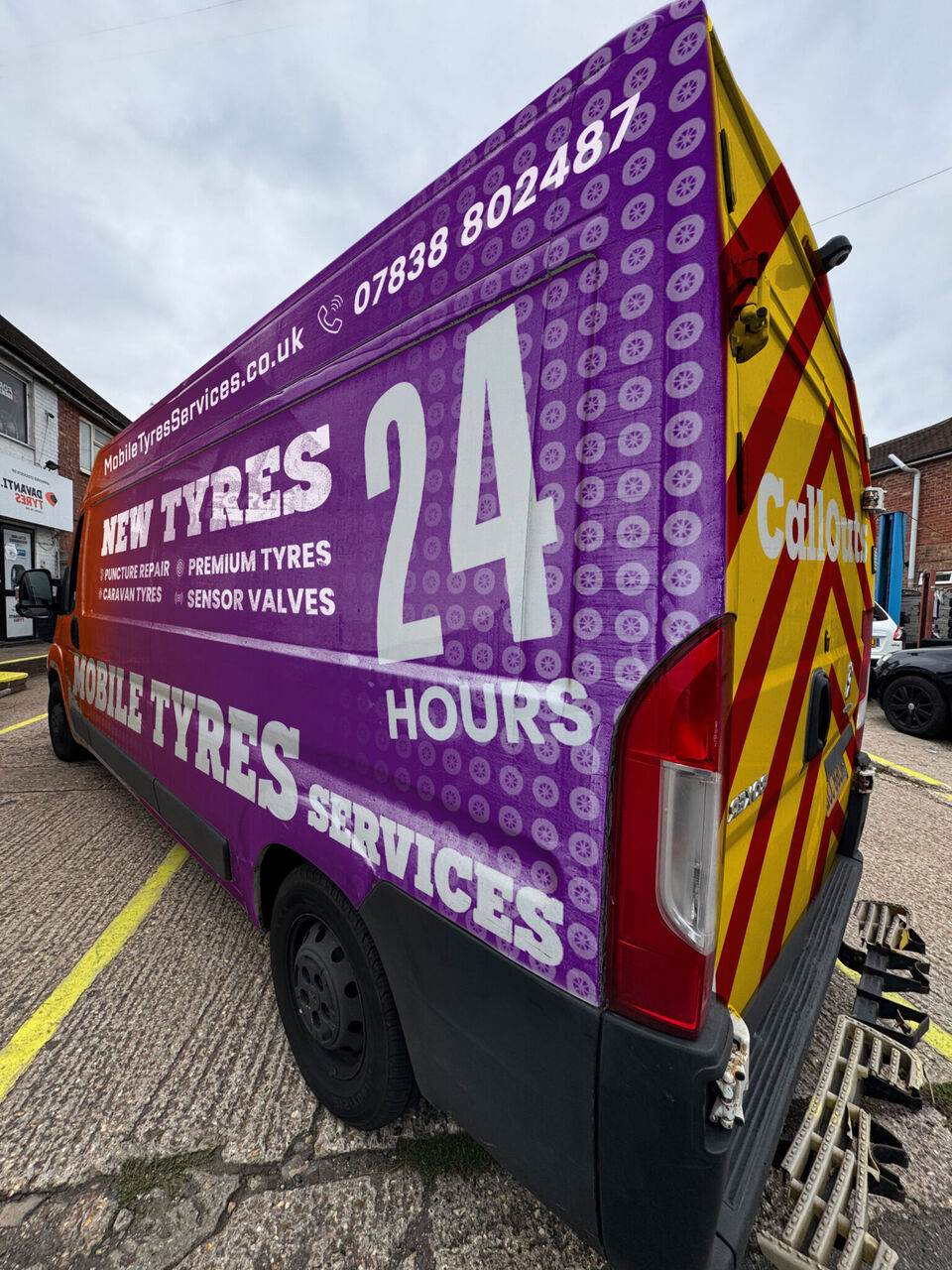 London, Auto Parts, GBP 34,  24/7 Mobile Tyre Fitting & Emergency Tyre Repair In Streatham