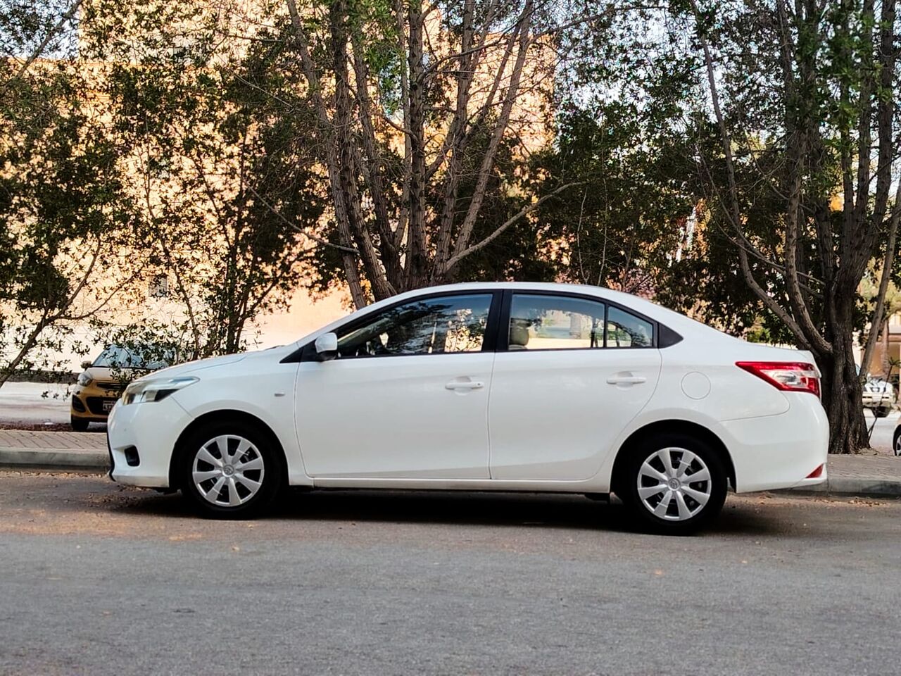 Kabul, Vehicles, Cars & Trucks , Bhd 25000,  Toyota Yaris,  2014,  Automatic,  145000 KM,