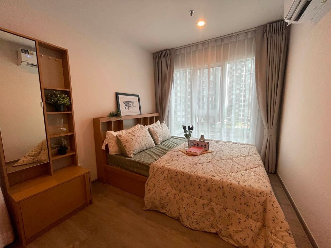 Bangkok, Villas, THB 9500,  28 Sq. Meter,  Regent Home Bangna Private Secure 7th Floor BTS Bangna