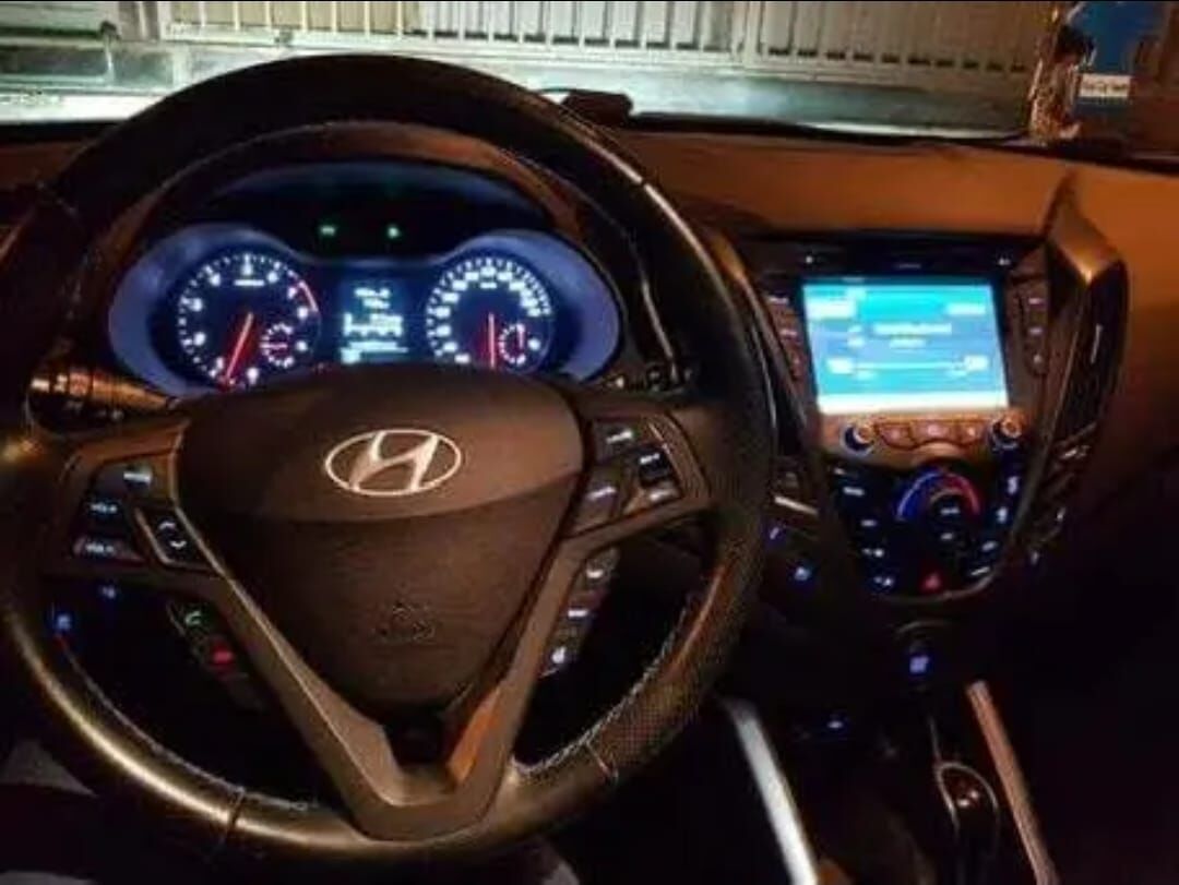 Riyadh, Vehicles, Cars & Trucks , SAR 30,  Hyundai Veloster Turbo Ultimate,  2016,  Automatic,  180000 KM,    &ndash; GCC | Excellent Condition