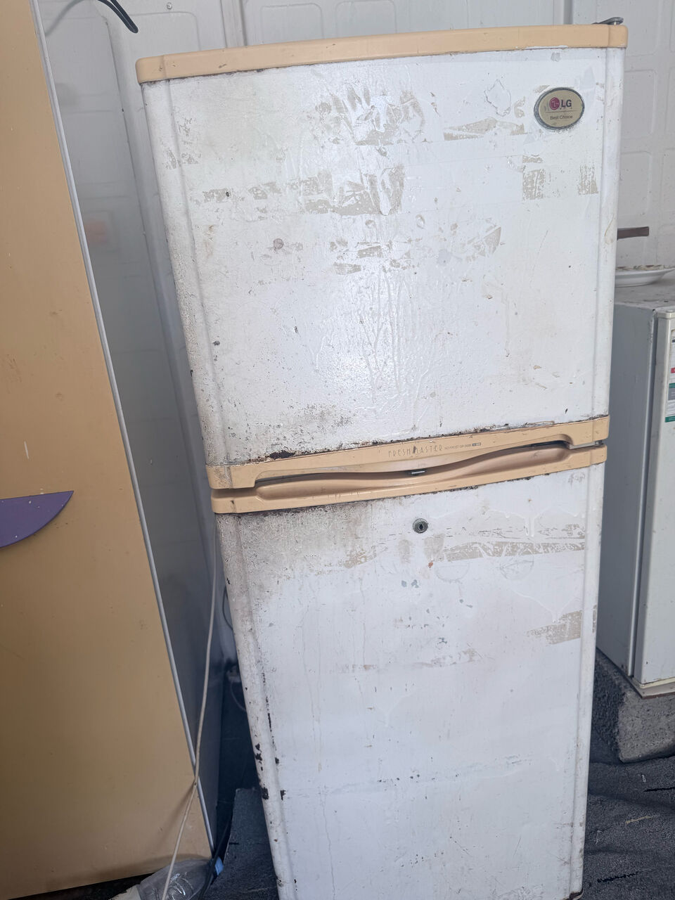 Jeddah, Electrical & Plumbing, SAR 250,  Refrigerator