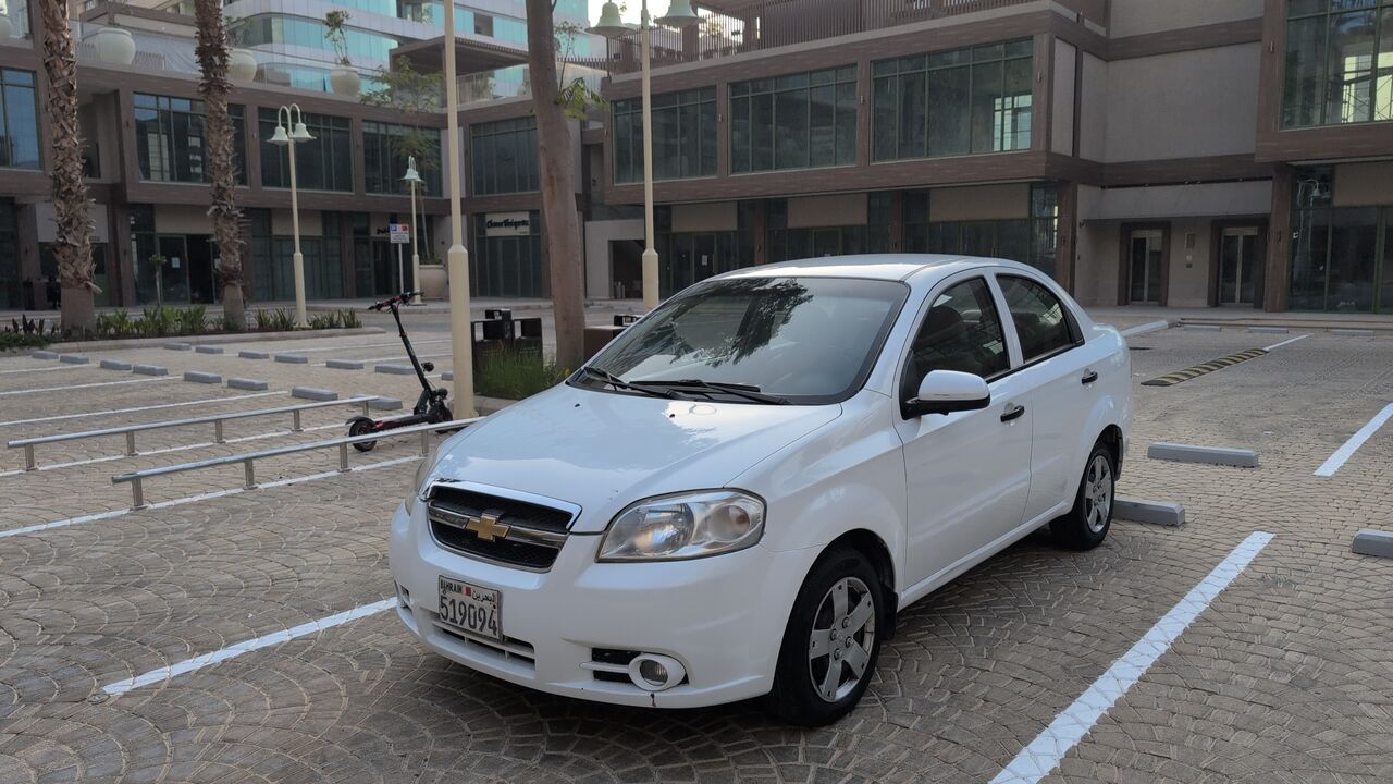 Manama, Vehicles, Cars & Trucks , BHD 900,  Chevrolet Aveo,  2015,  Automatic,  11000 KM,  1.6cc 4 Cylinder, Low Fuel Consumption, Quick Sale