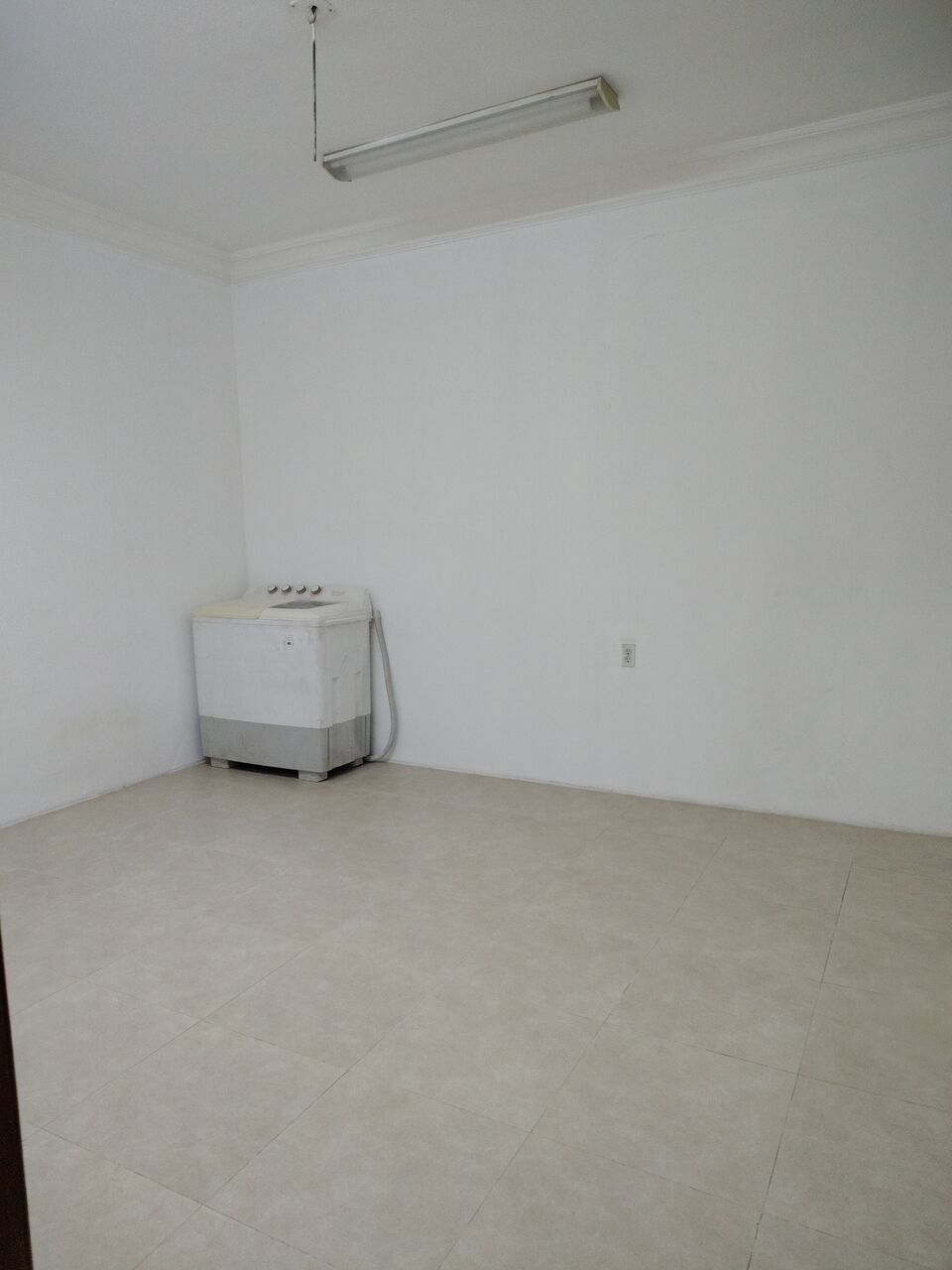 Riyadh, Apartments, Flats, Houses & Villas, SAR 750/month,  1 BR,  150 Sq. Feet,  We Have 2 Bhk Flat, I Would Like To One Room Sharing.