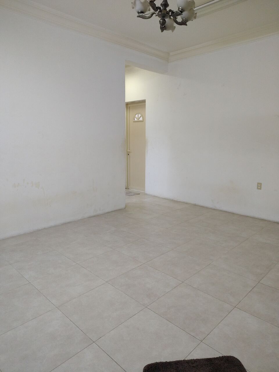 Riyadh, Apartments, Flats, Houses & Villas, SAR 750/month,  1 BR,  150 Sq. Feet,  We Have 2 Bhk Flat, I Would Like To One Room Sharing.