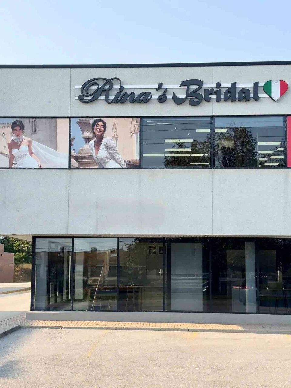 Toronto, Clothing & Accessories, Experience A Trusted Wedding Shop In Toronto For Bridal Fashion