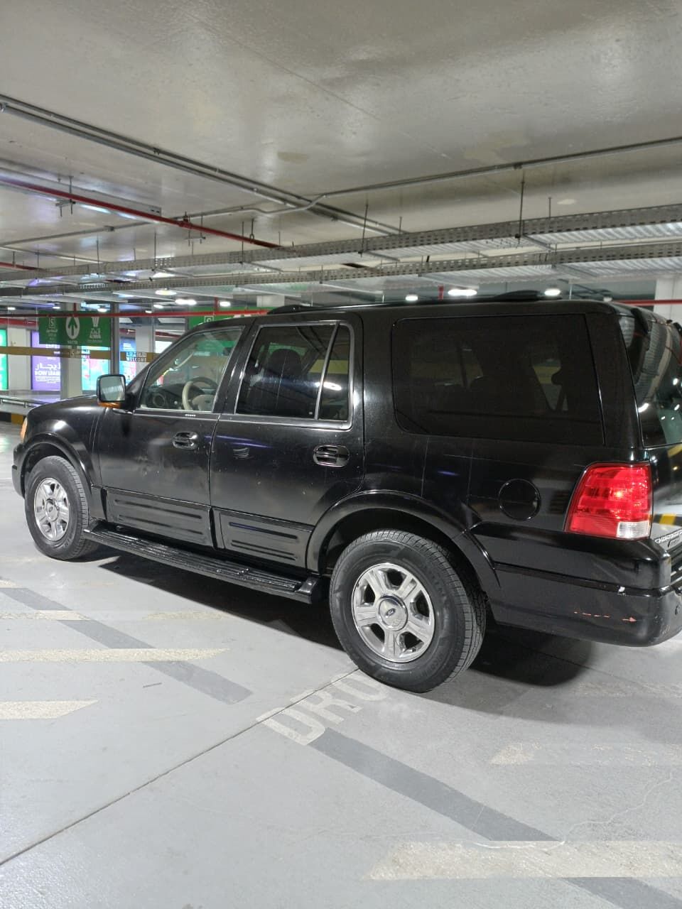 Al Malaz, Vehicles, Cars & Trucks , SAR 14000,  Ford Expedition,  2004,  Automatic,  308745 KM,