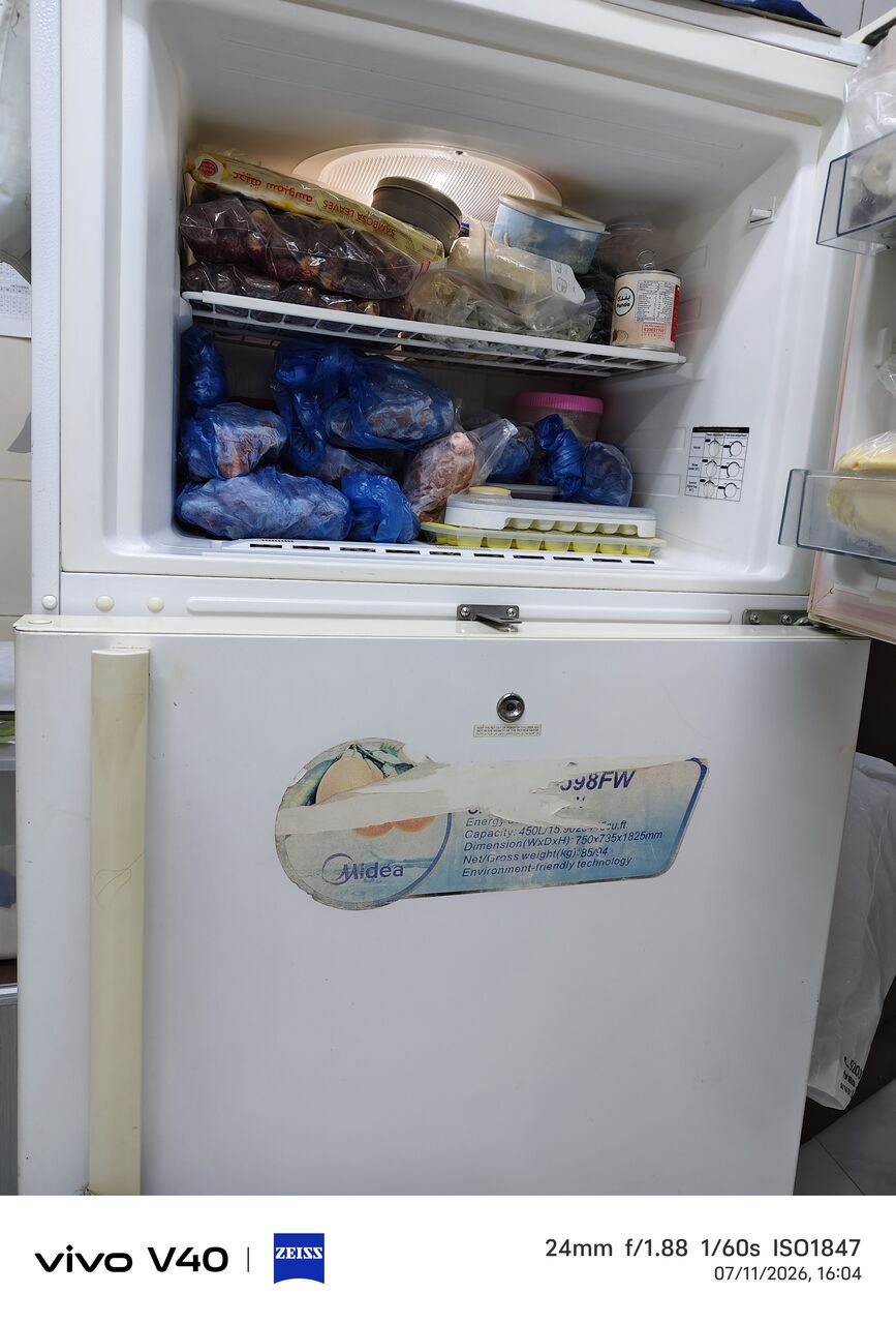 Riyadh, Electronics, SAR 950,  Midea 450 Litre Double Door Fridge Working Perfectly Fine...white Colour ....