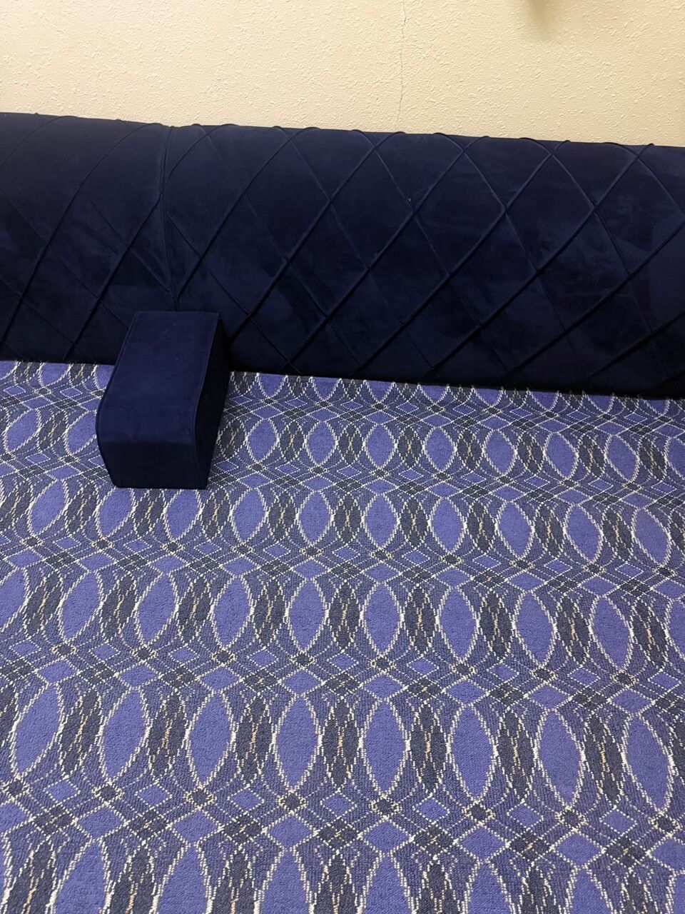 Jubail, Furniture, SAR 400,  8 Pieces Majlis In Very Good Condition Same Like New