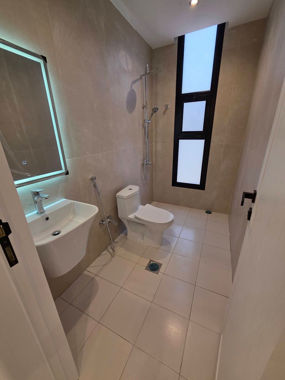 Khobar, Apartments, Flats, Houses & Villas, 2 BR,  2 BR New Luxury Family Apartment For Rent In Al Khobar 26,000 SAR/Year