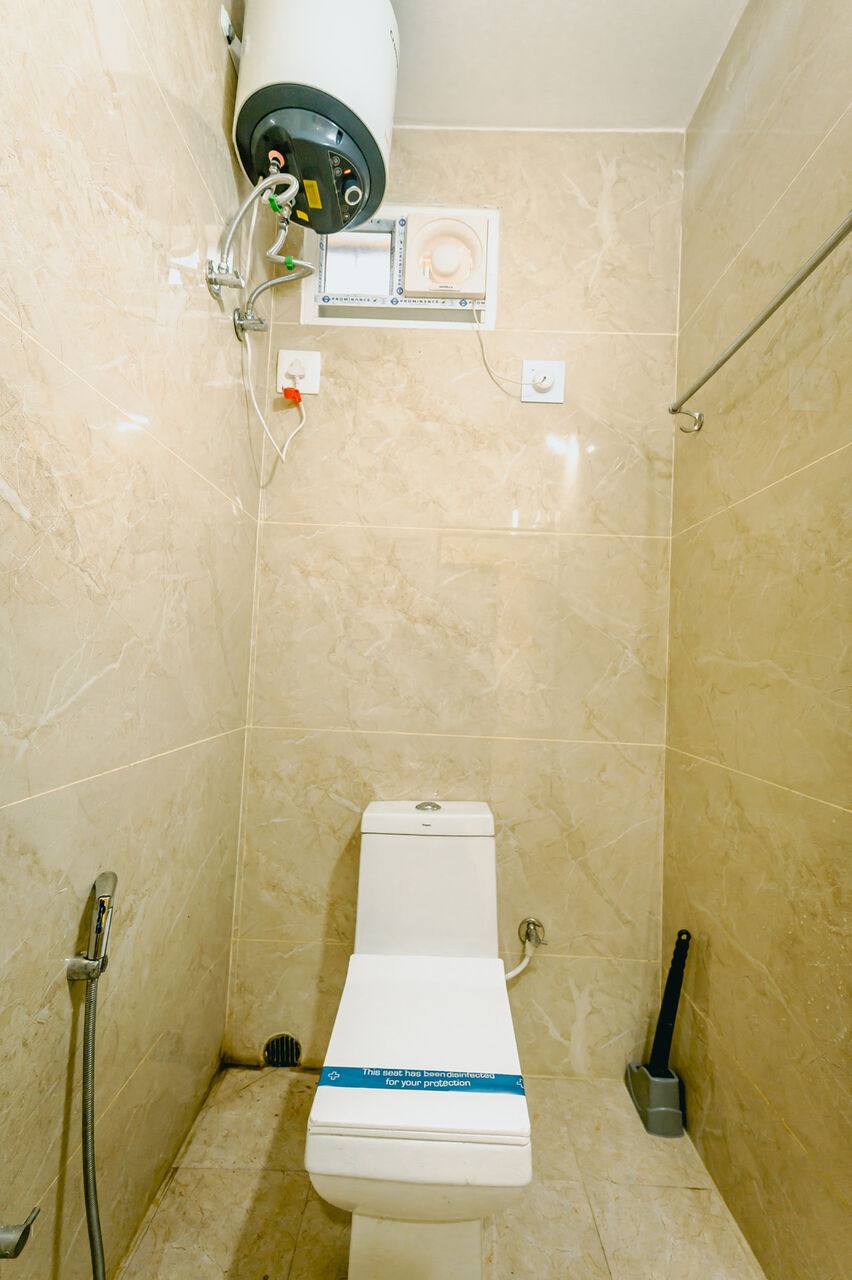 Bhubaneswar, Holiday/Vacation Rentals, Premium Hotel Near KIIT University, Patia, Bhubaneswar &mdash; Livotel